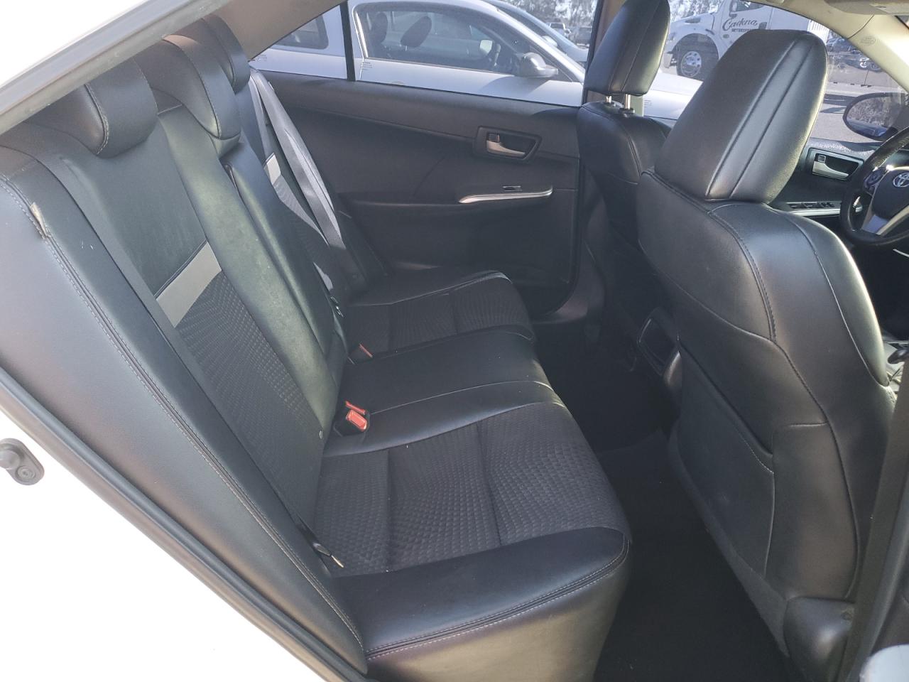 2014 Toyota Camry - Image 10