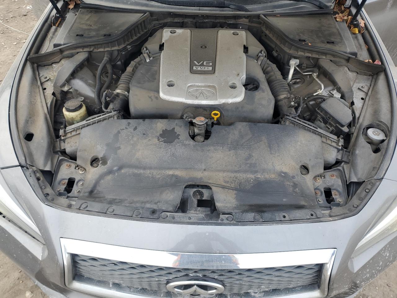 2015 Infiniti Q50 - Image 11