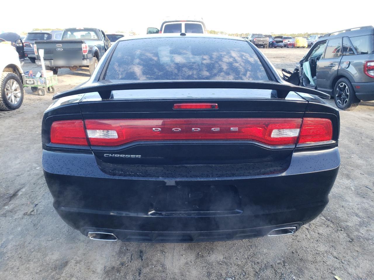 2013 Dodge Charger - Image 6