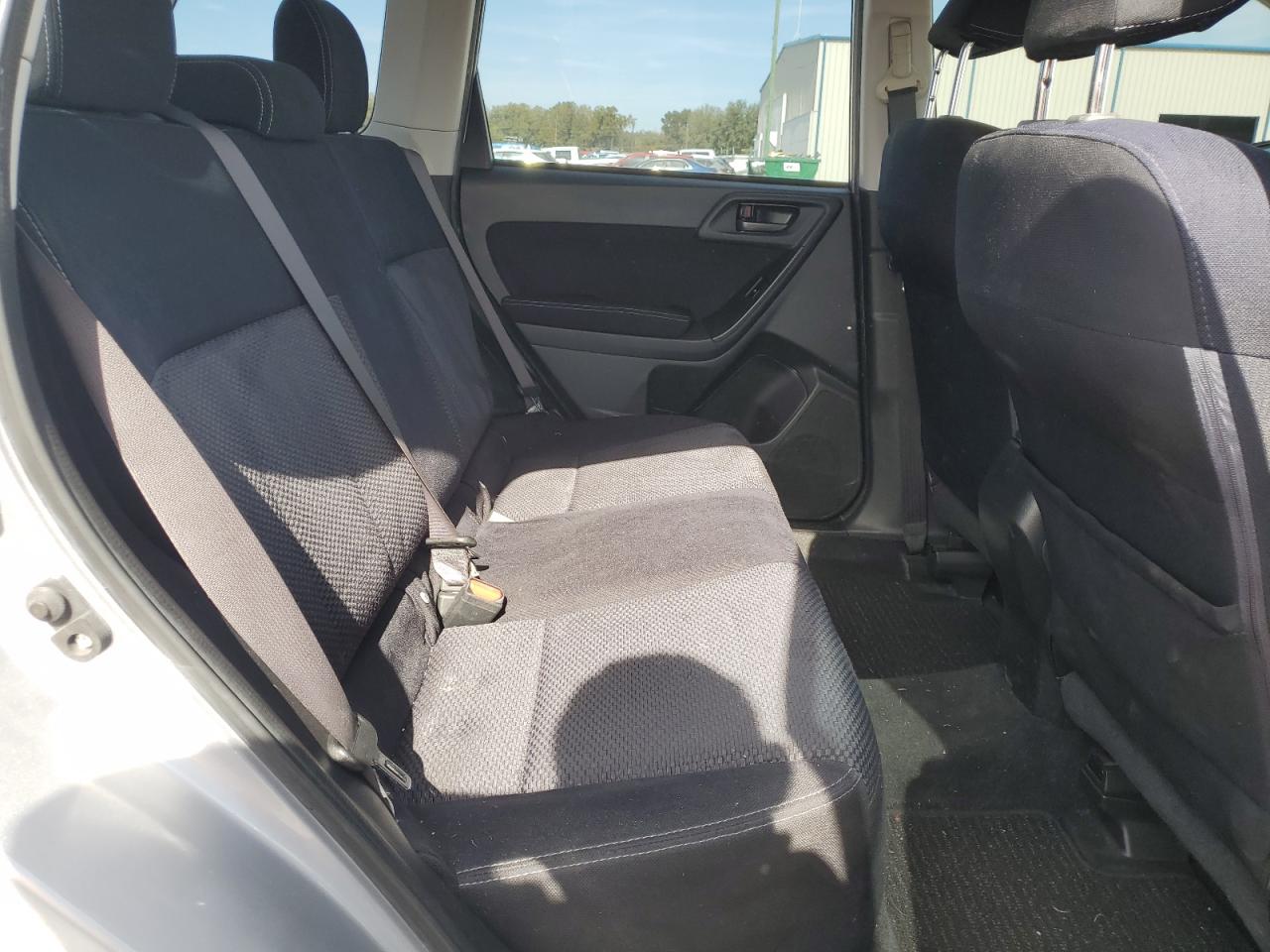 2015 Subaru Forester - Image 11