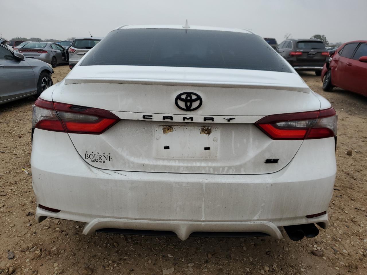2021 Toyota Camry - Image 6
