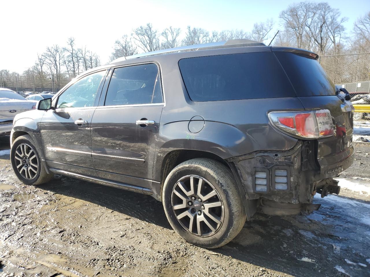 2013 GMC Acadia - Image 2