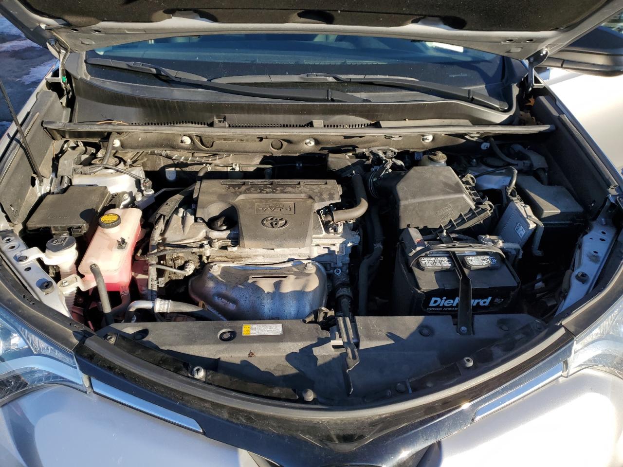 2017 Toyota RAV 4 - Image 13