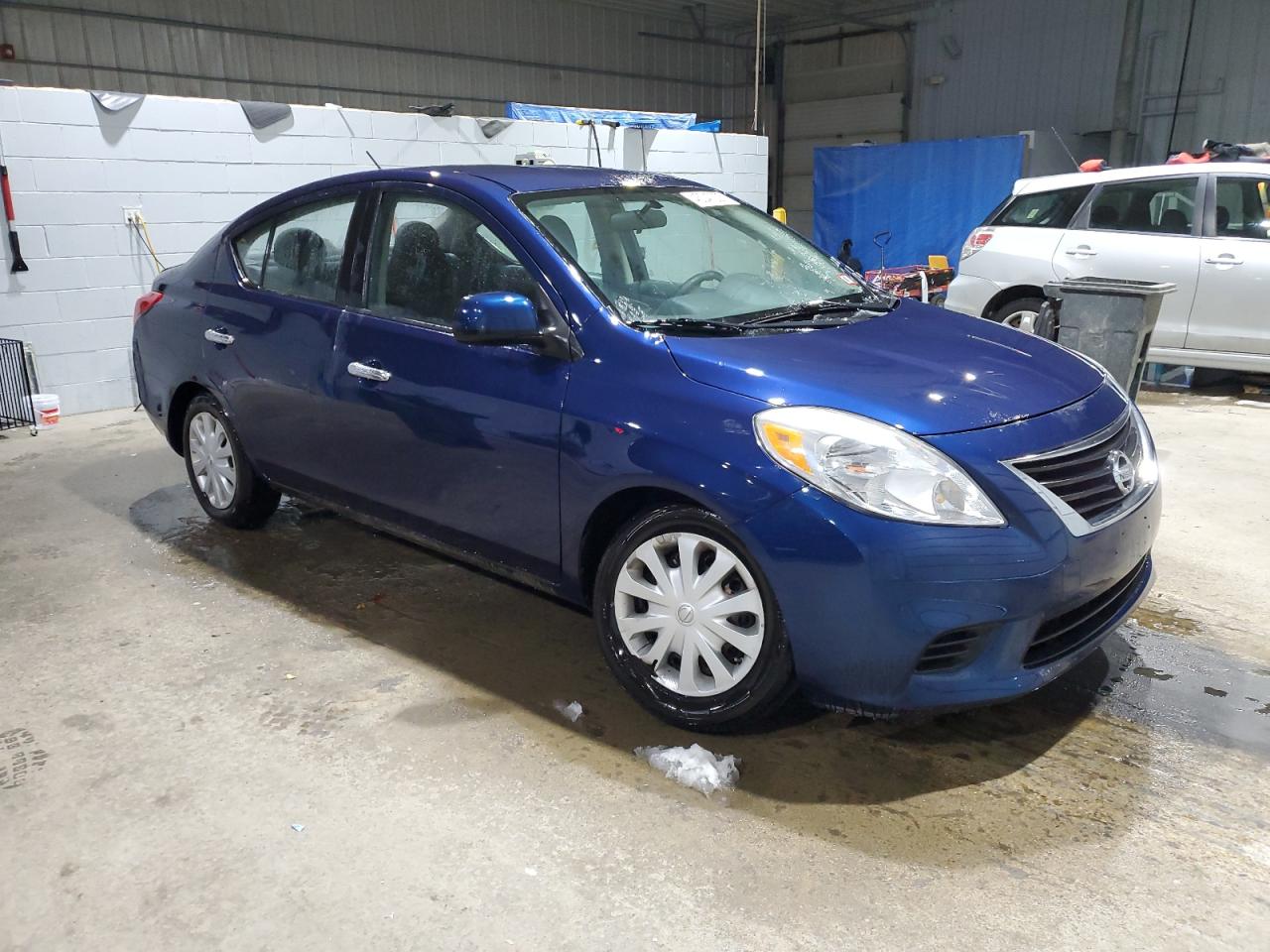 2012 Nissan Versa - Image 4