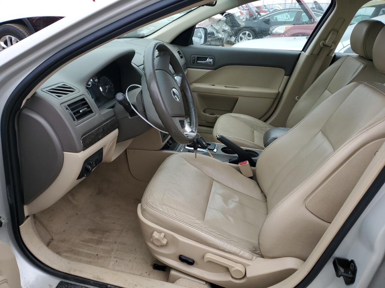 2008 Mercury Milan - Image 7