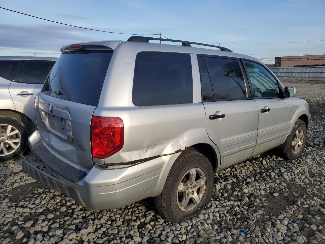 2004 Honda Pilot - Image 3