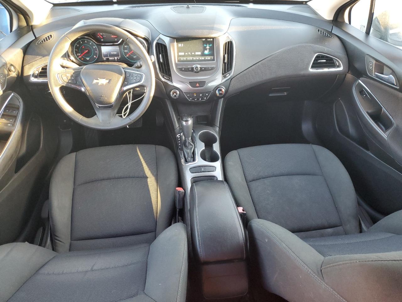 2016 Chevrolet Cruze - Image 8