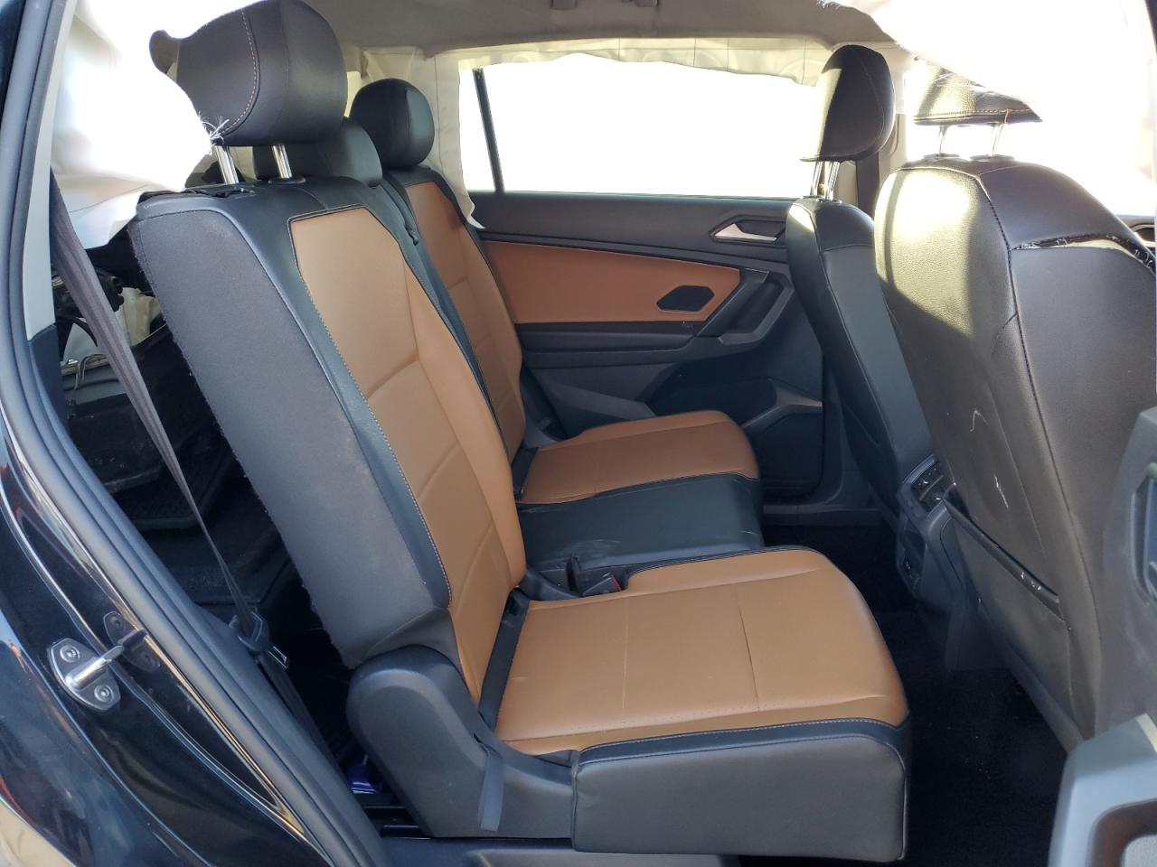 2019 Volkswagen Tiguan - Image 11