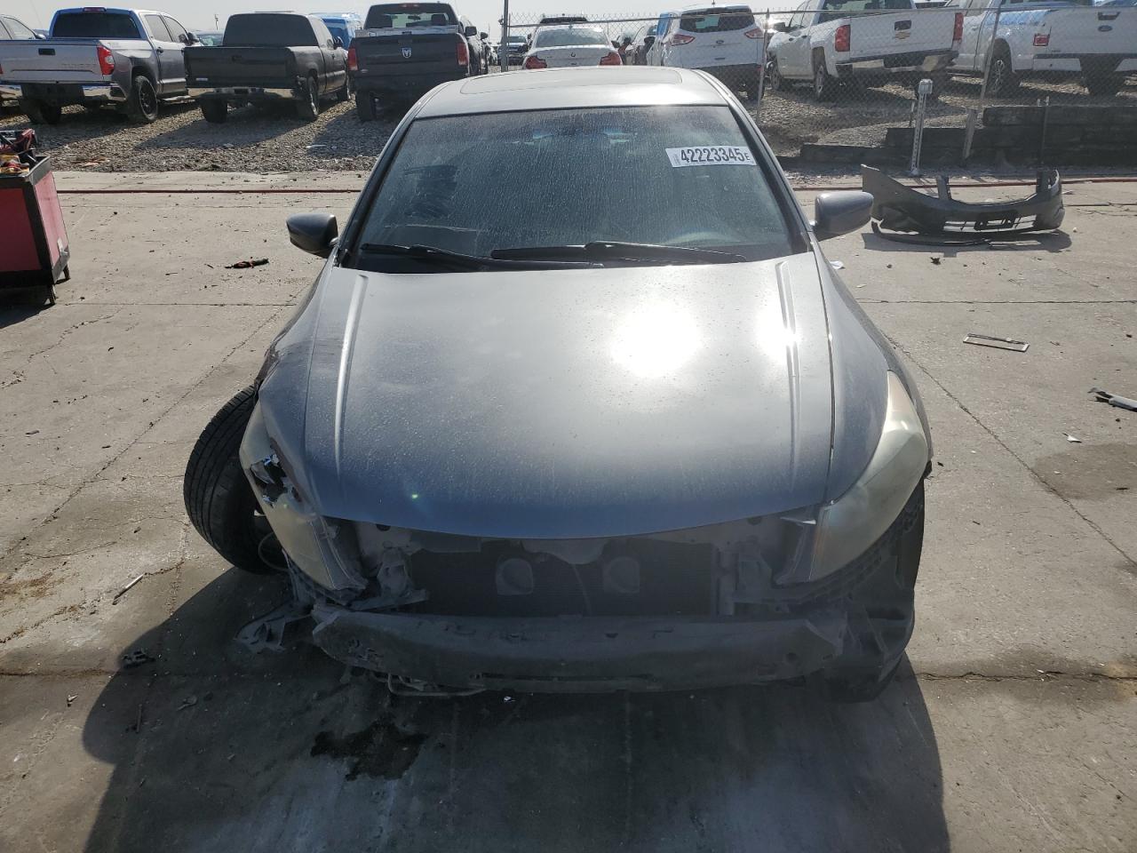 2009 Honda Accord - Image 5