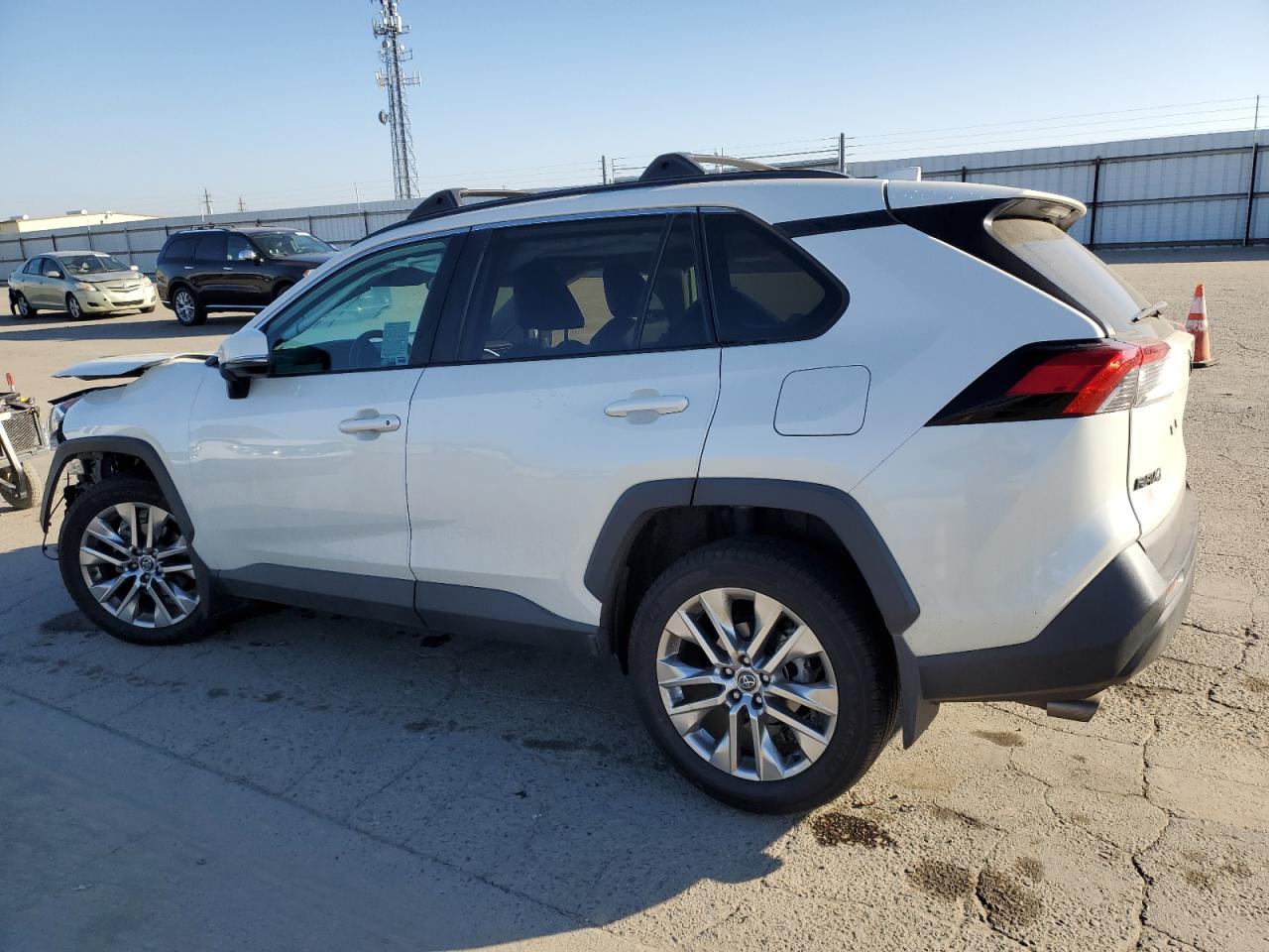 2021 Toyota RAV 4 - Image 2