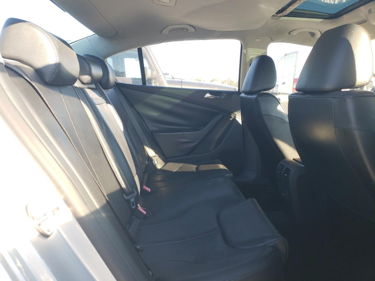 2010 Volkswagen Passat Komfort VIN: WVWJK7AN2AE139634 Lot: 90669155