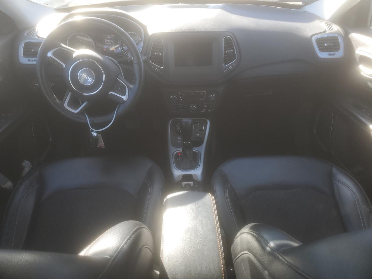 2019 Jeep Compass - Image 8