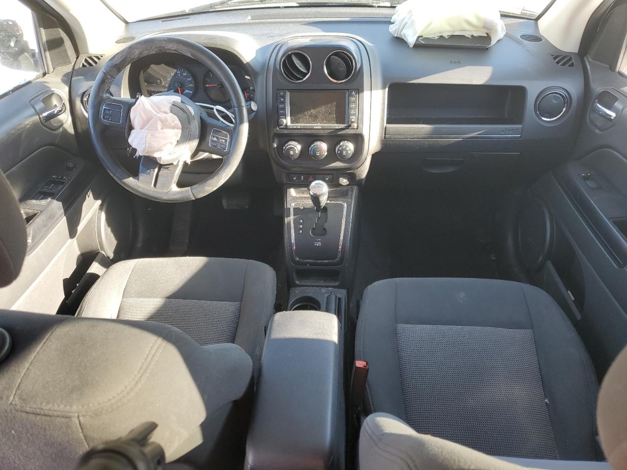 2011 Jeep Compass Sport VIN: 1J4NF1FB8BD215327 Lot: 42106645