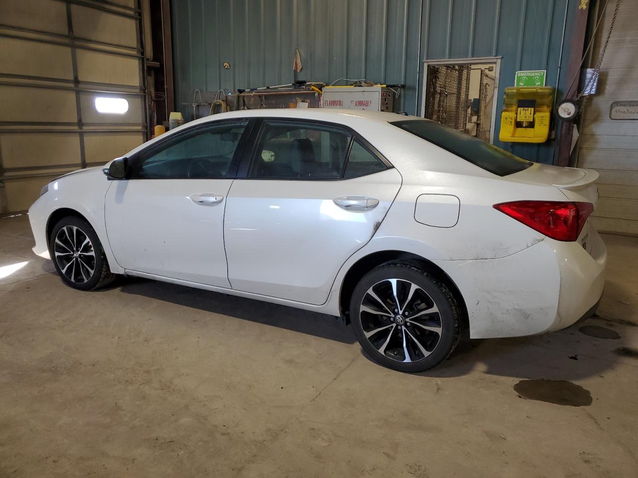 2018 Toyota Corolla - Image 2