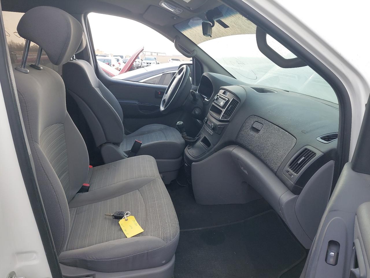 KMHWG81R3KU029579 - 2019 Hyundai H1 - #89028905