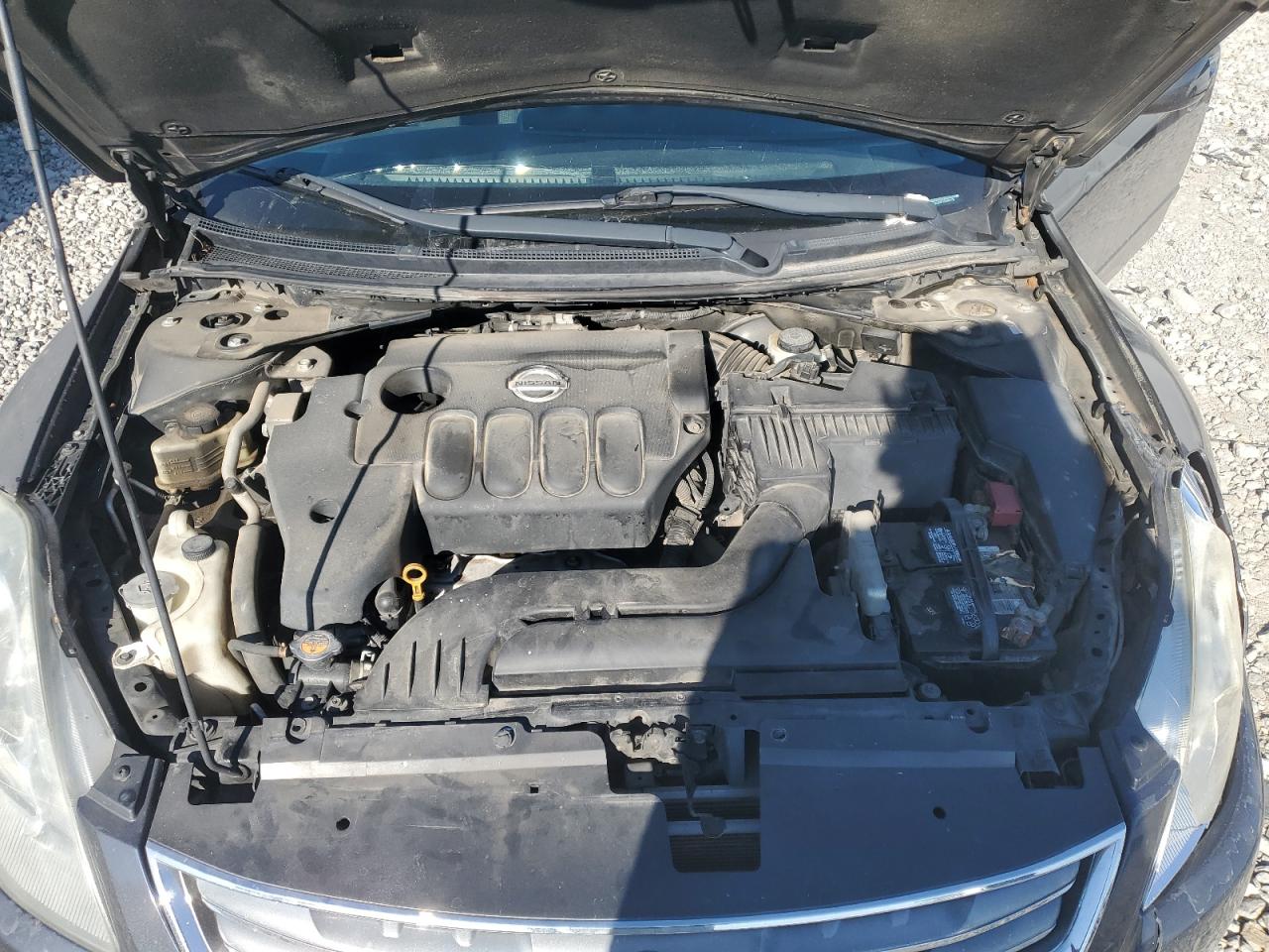 2012 Nissan Altima - Image 13