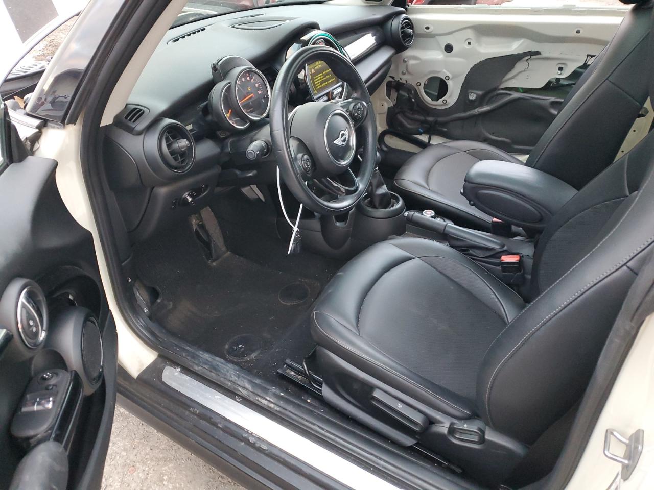 2017 MINI Cooper - Image 8