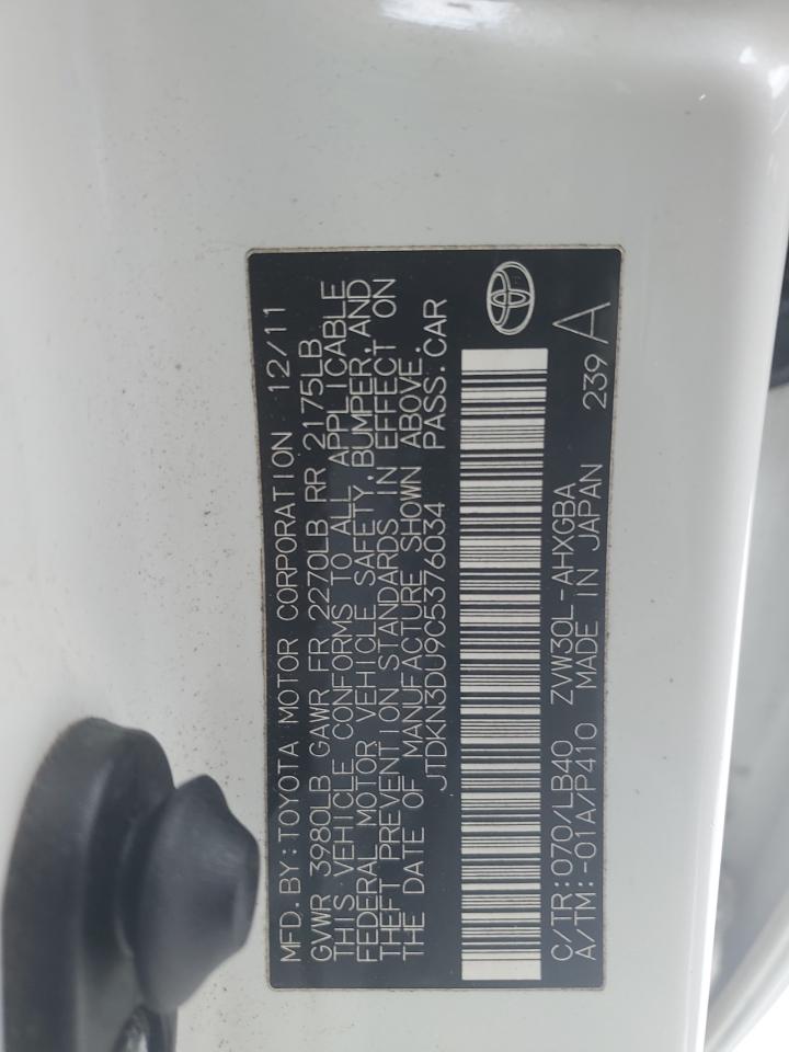 2012 Toyota Prius - Image 12