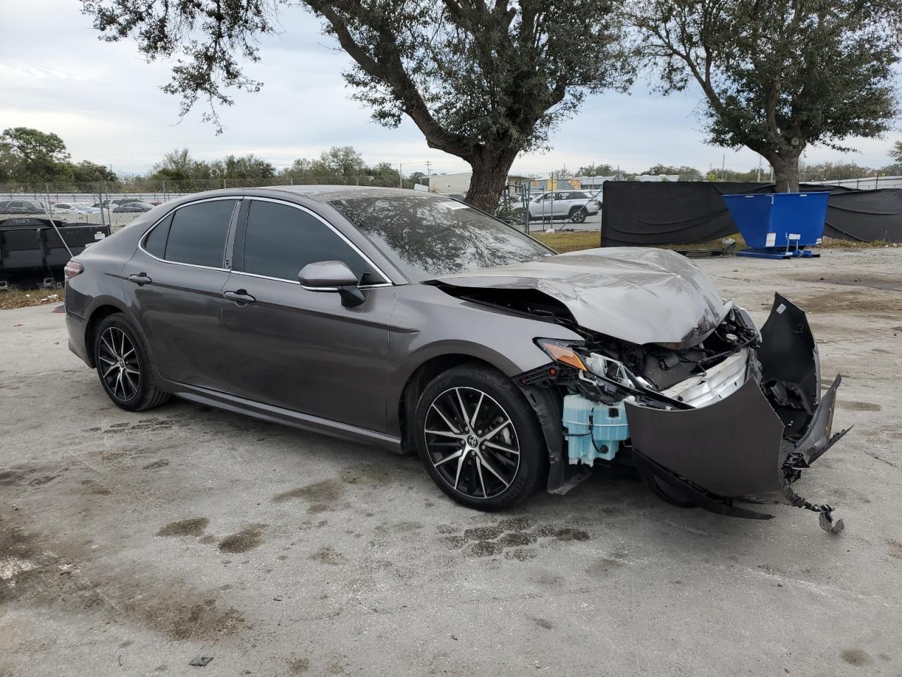 2022 Toyota Camry - Image 4