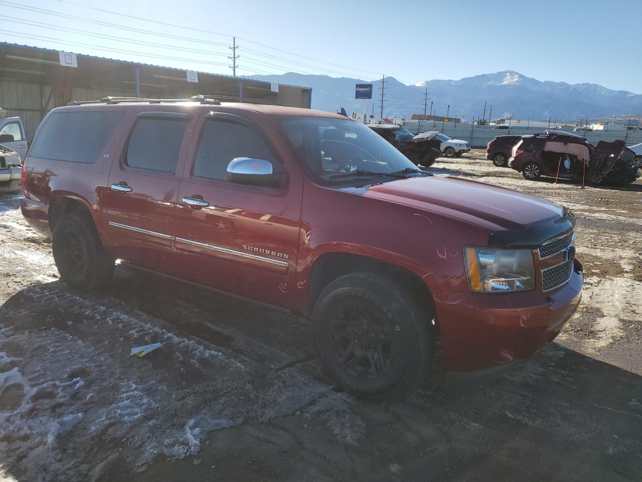 2014 Chevrolet Suburban - Image 4
