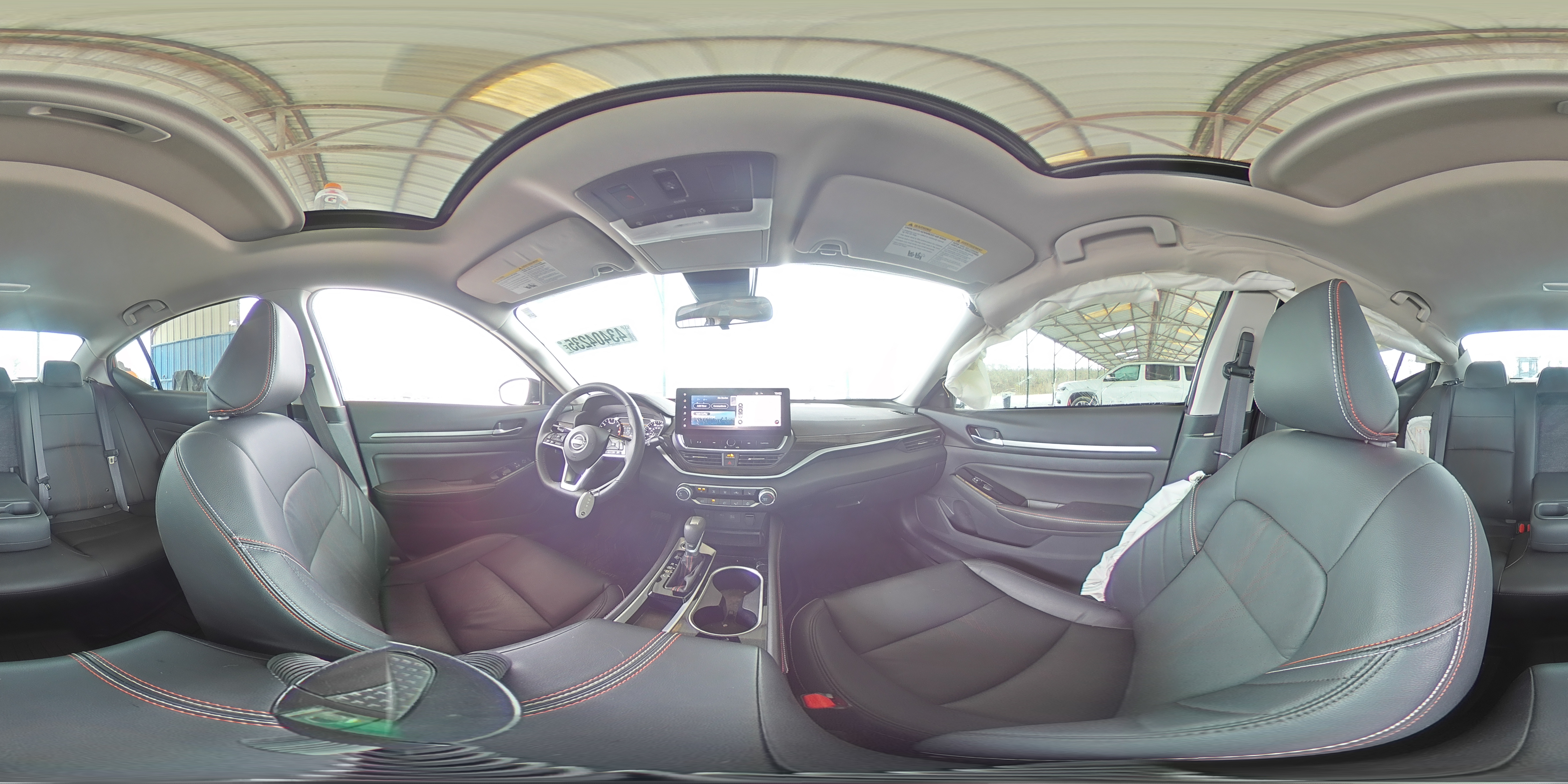 2024 Nissan Altima - Image 12