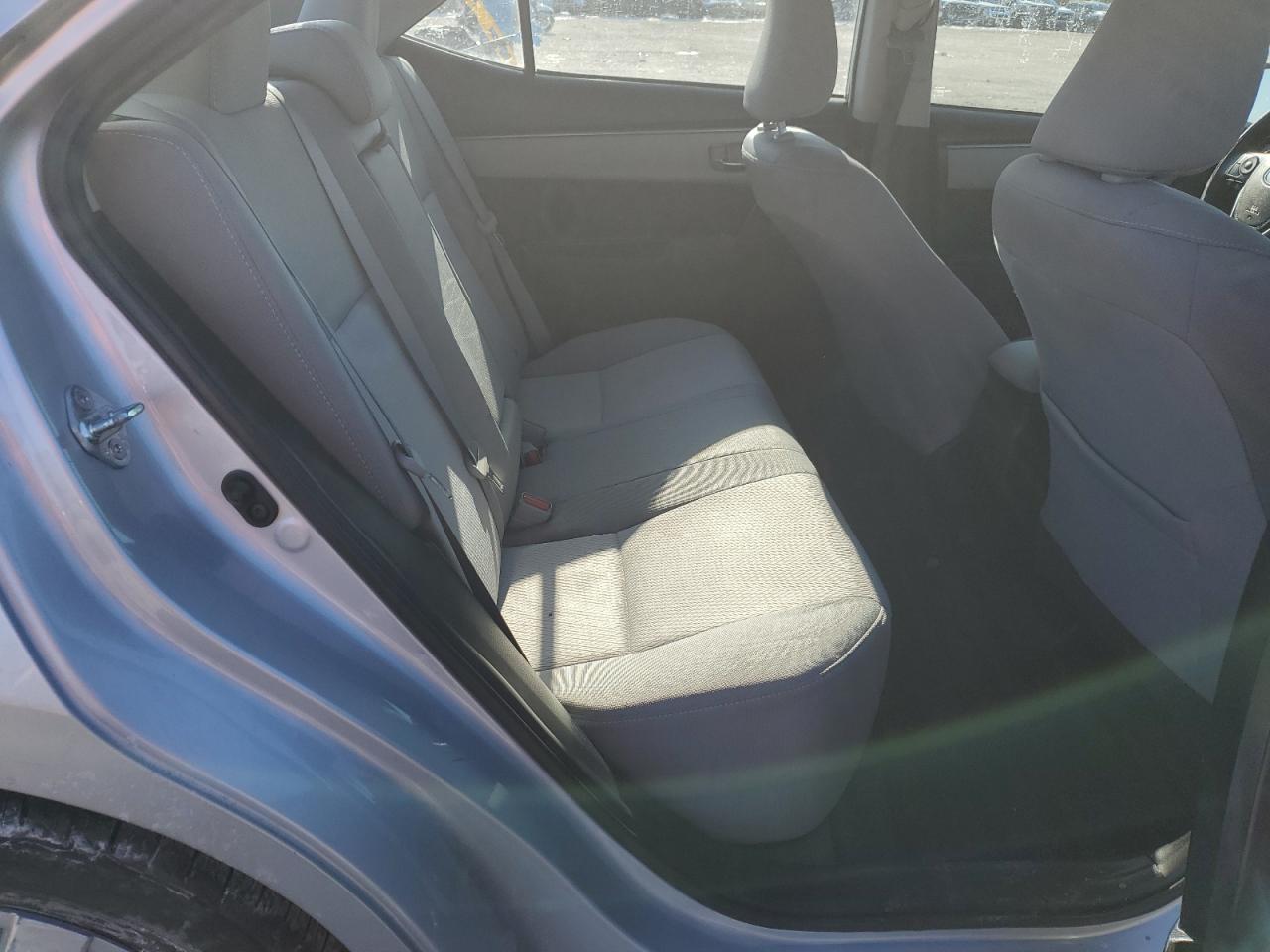 2015 Toyota Corolla - Image 10