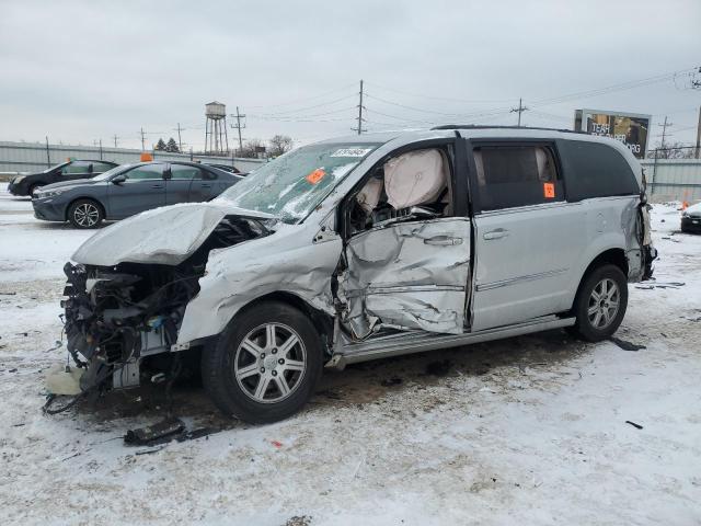 2012 Chrysler Town & Country Touring L