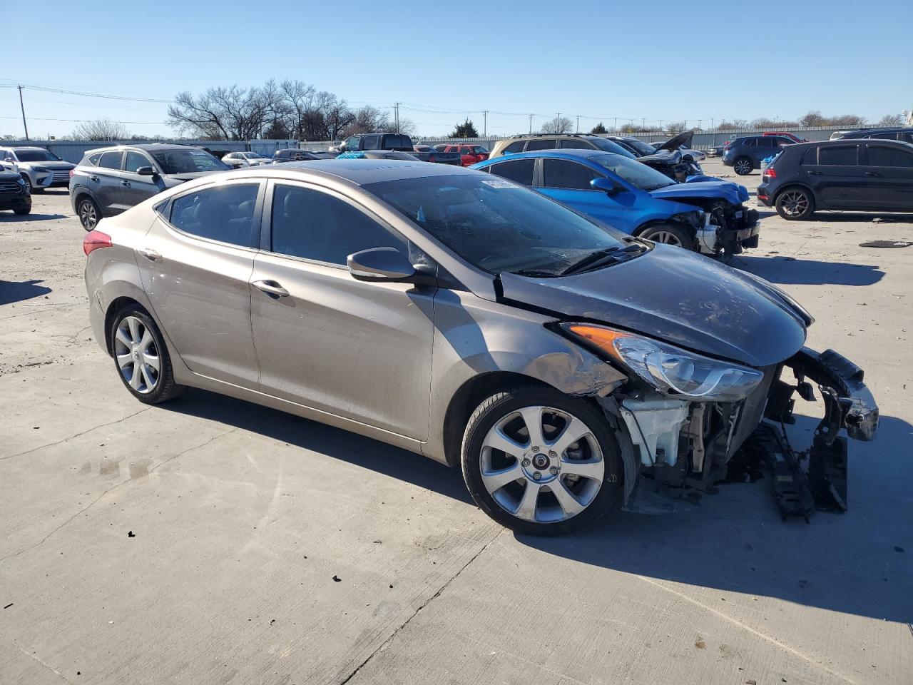 2013 Hyundai Elantra - Image 4
