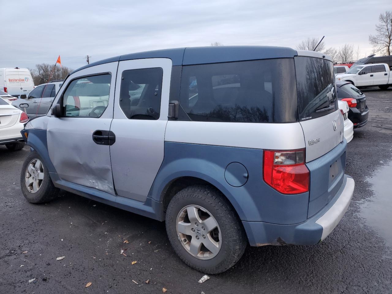 2005 Honda Element - Image 2