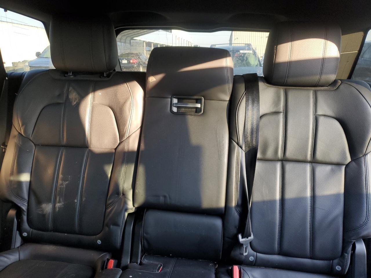 2017 Land Rover Range Rover - Image 10