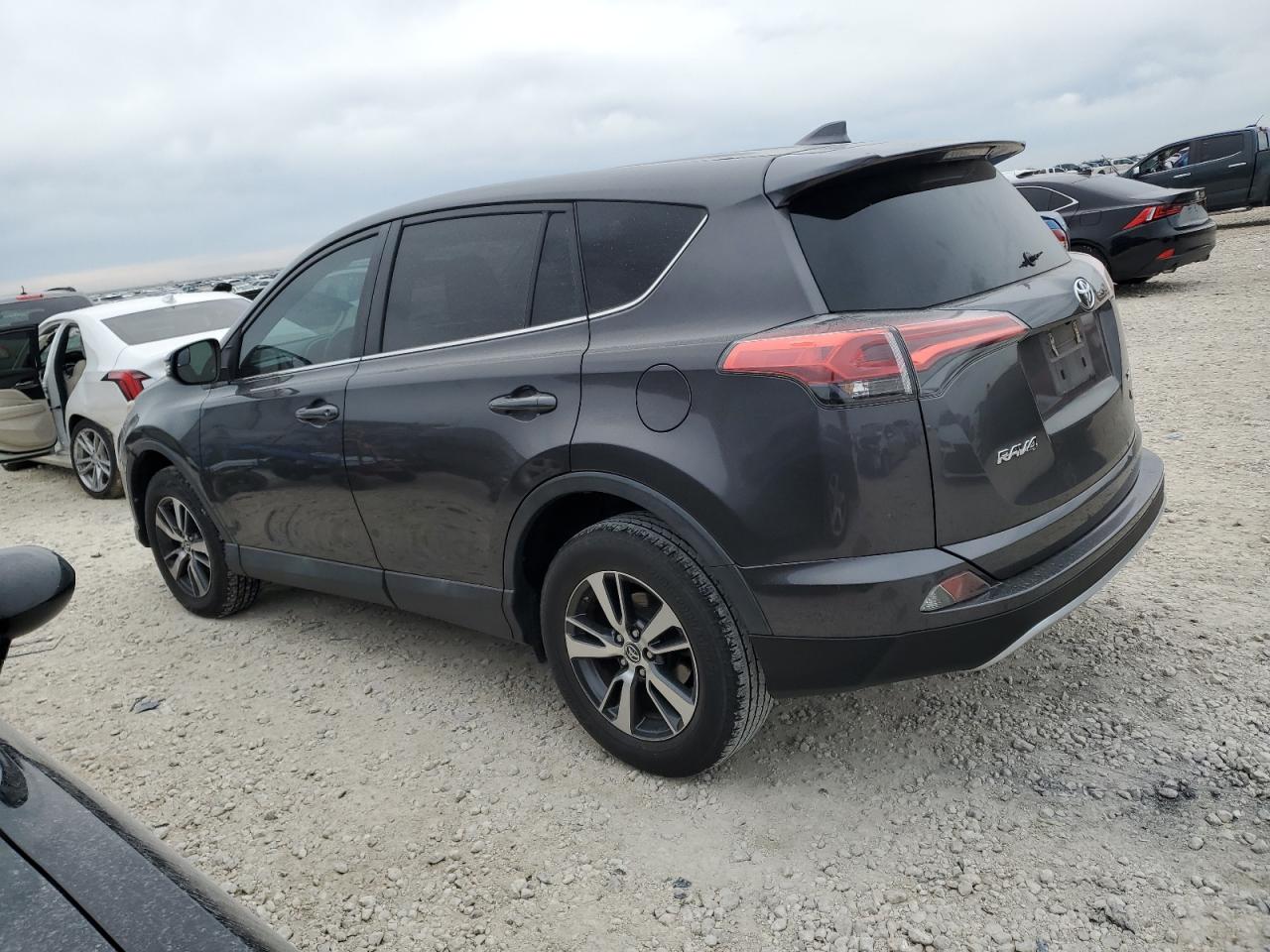 2018 Toyota RAV 4 - Image 2