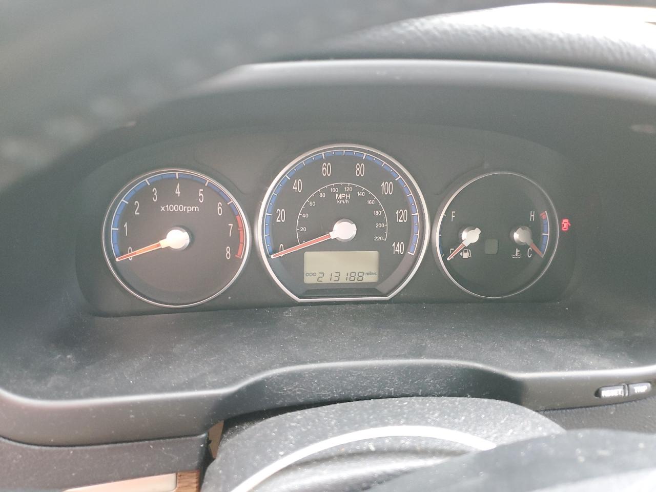 2009 Hyundai Santa Fe - Image 9
