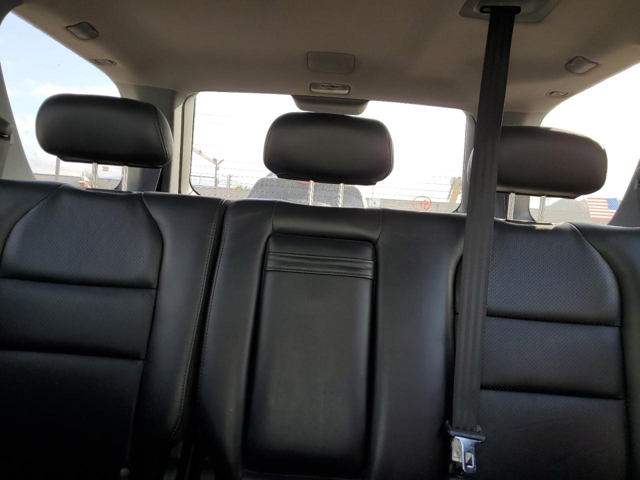 2002 Acura MDX - Image 10