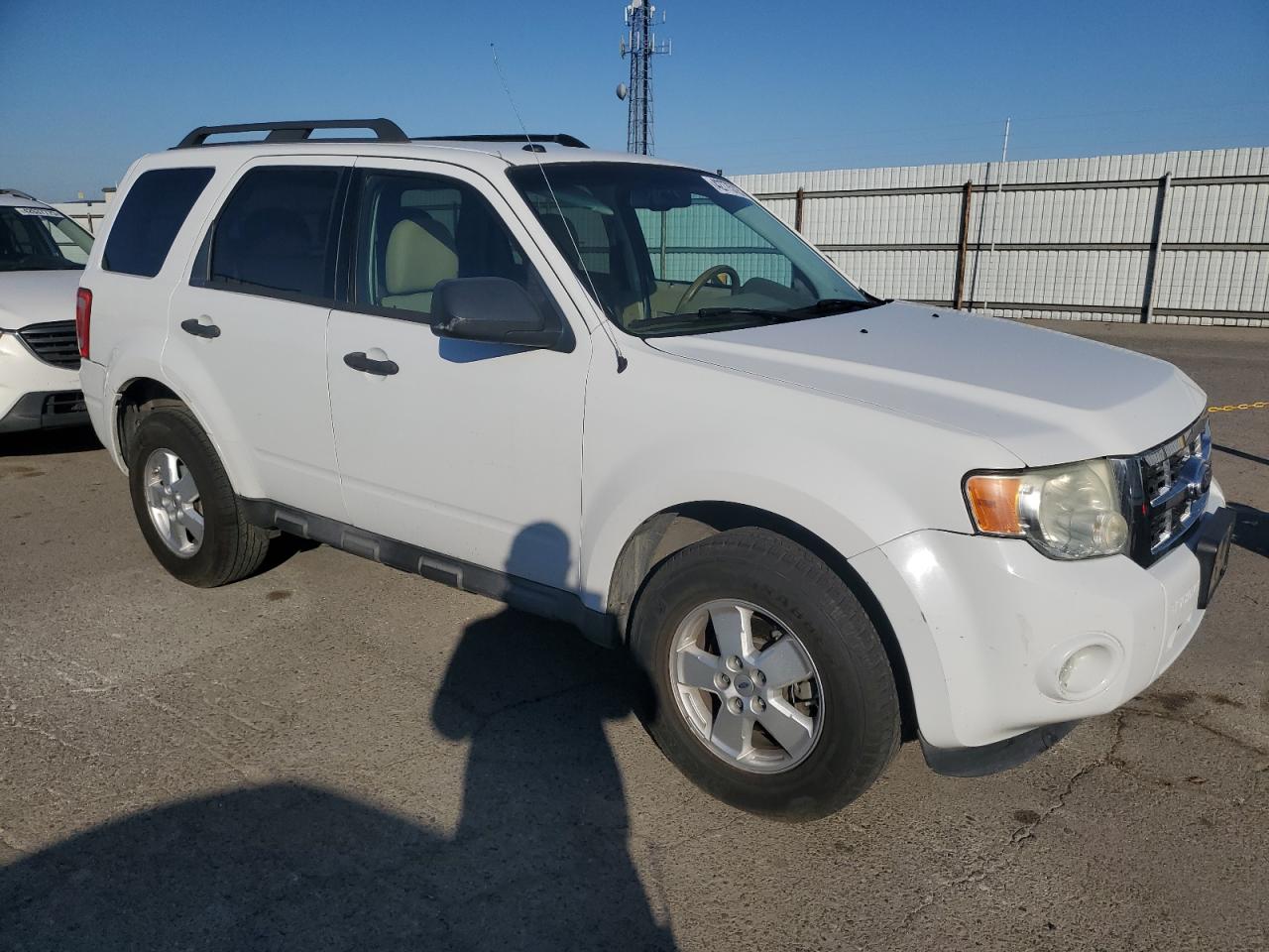 2010 Ford Escape - Image 4