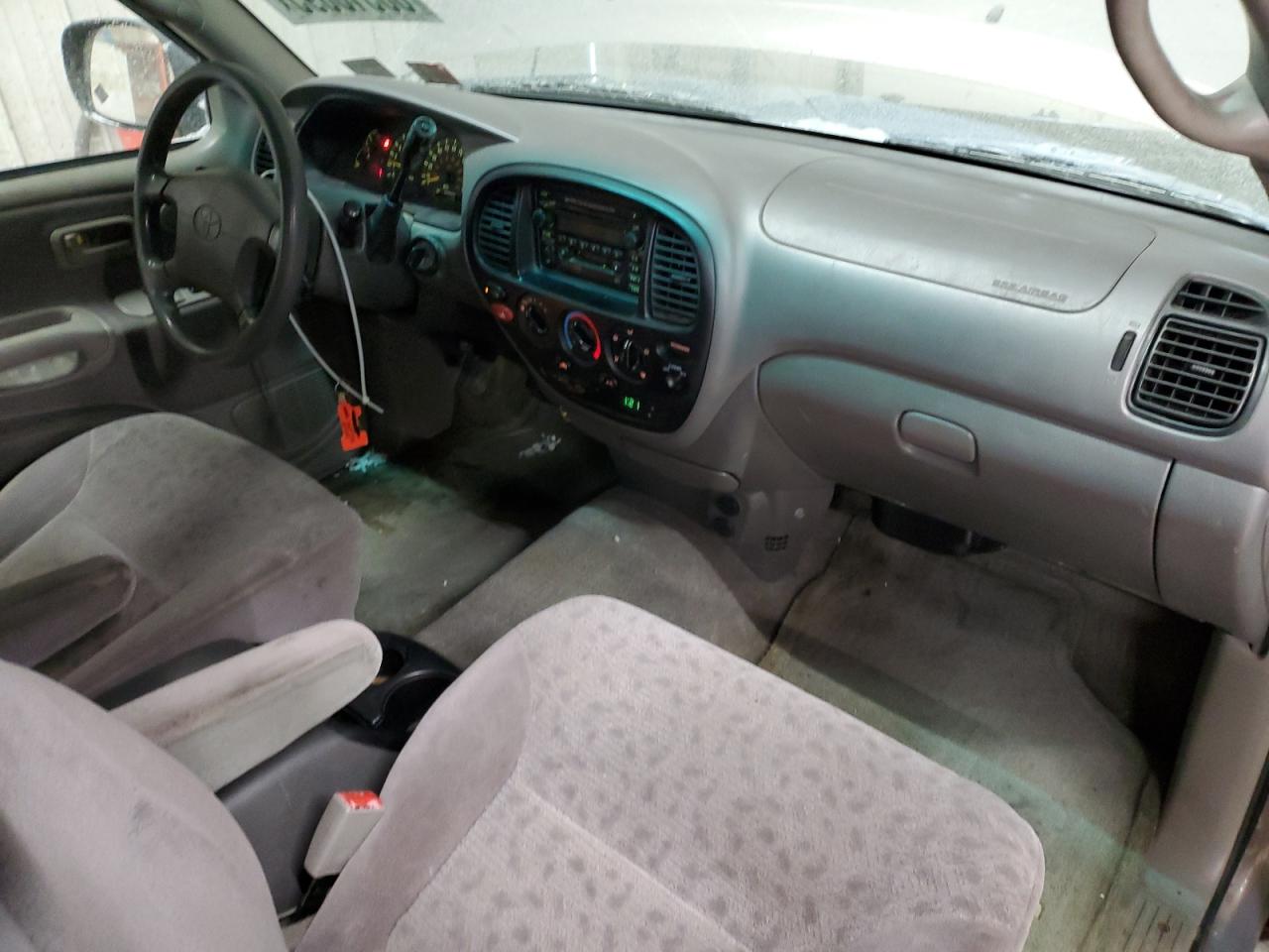2000 Toyota Tundra - Image 8