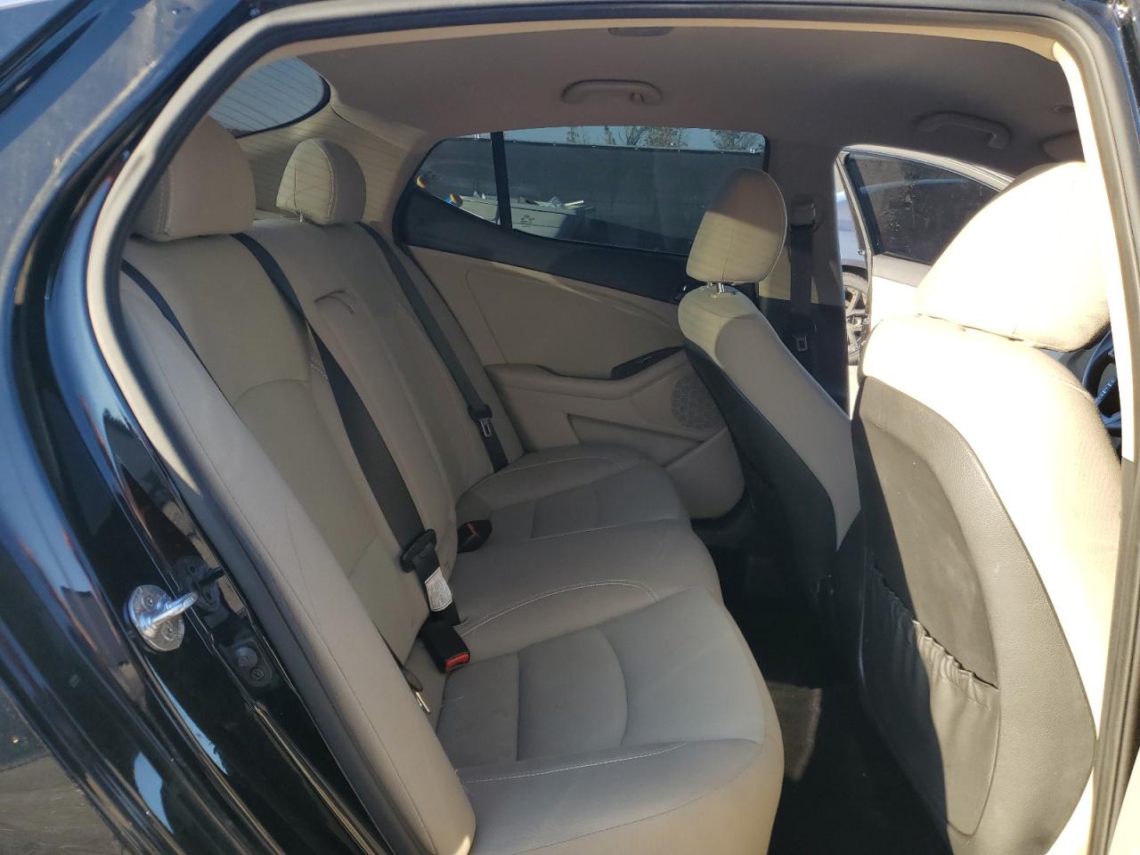 2013 Kia Optima - Image 10