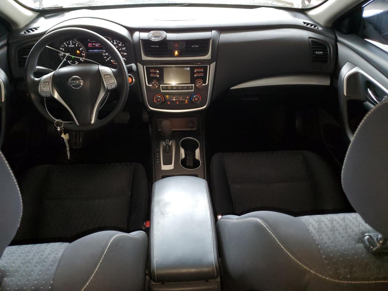 2016 Nissan Altima - Image 8