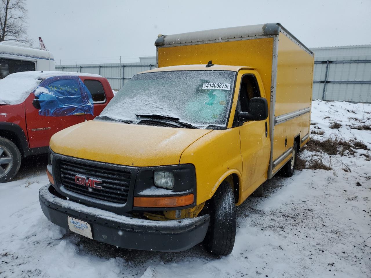 2017 GMC Savana - Image 1