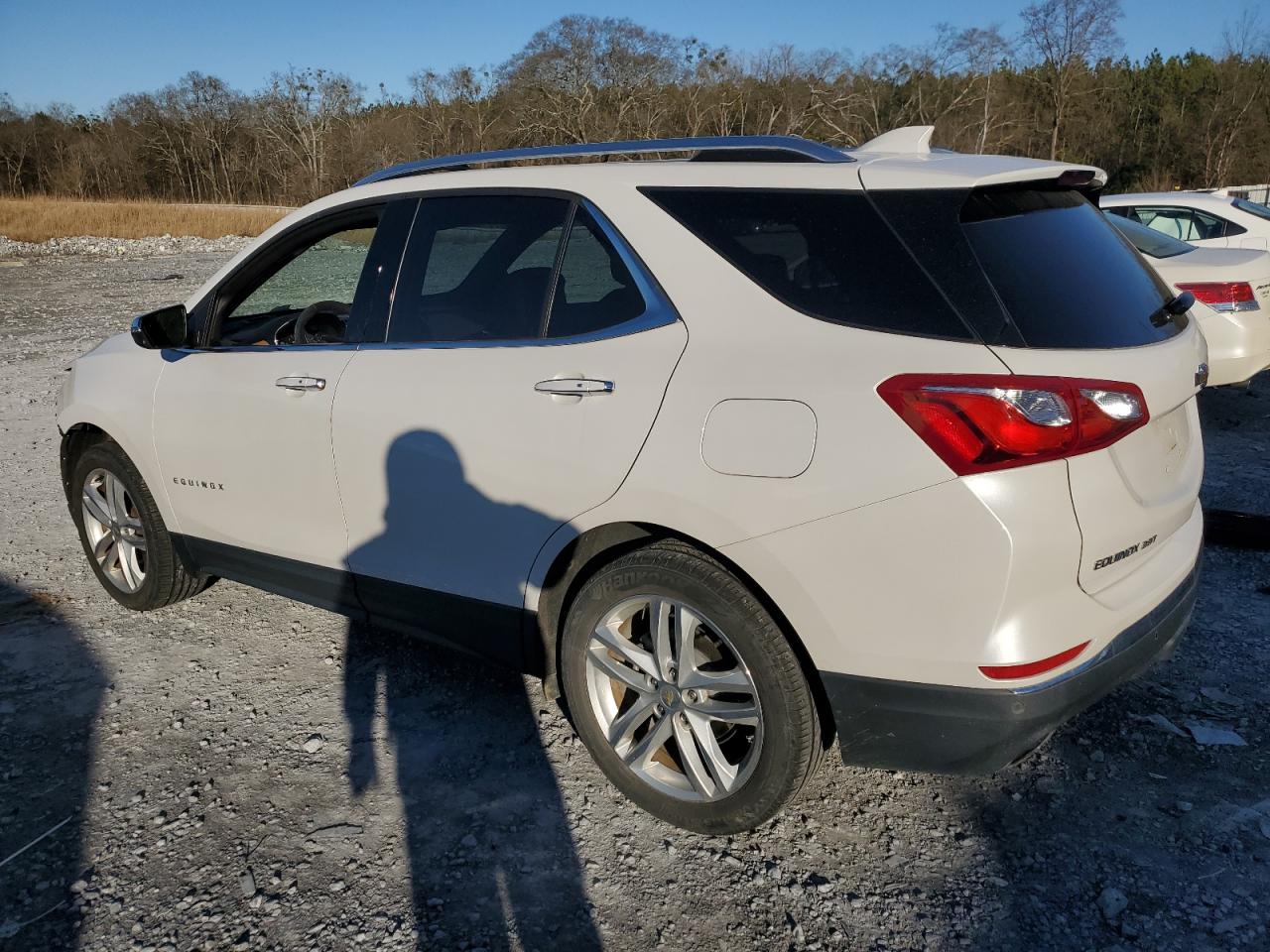 2019 Chevrolet Equinox - Image 2