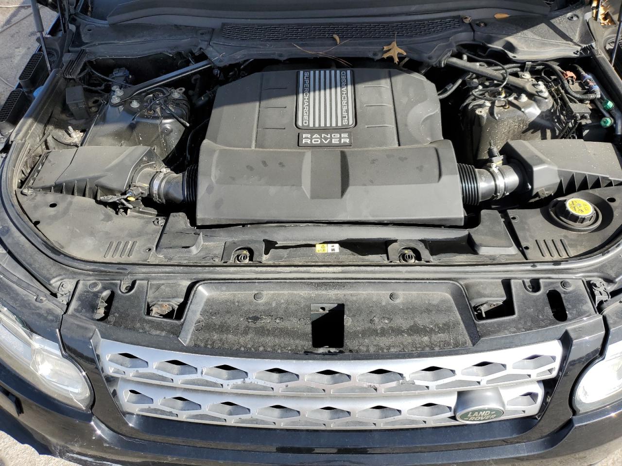 2014 Land Rover Range Rover - Image 12