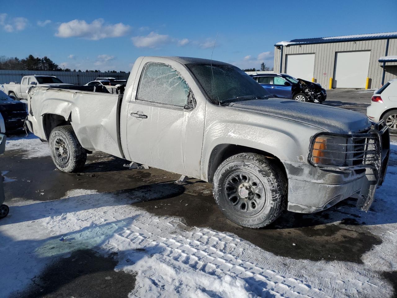2011 GMC Sierra - Image 4