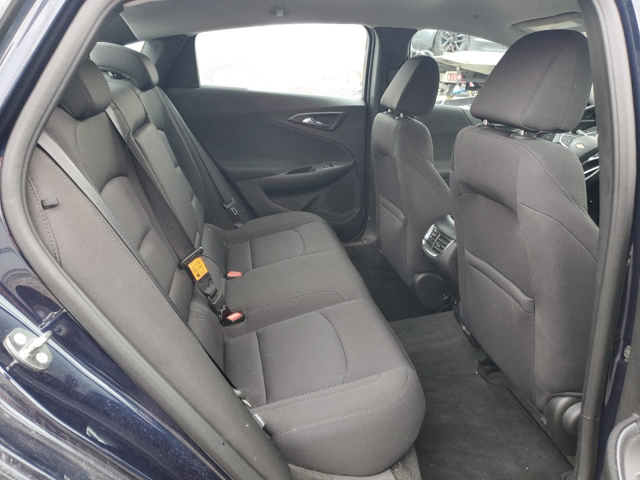 2018 Chevrolet Malibu - Image 10