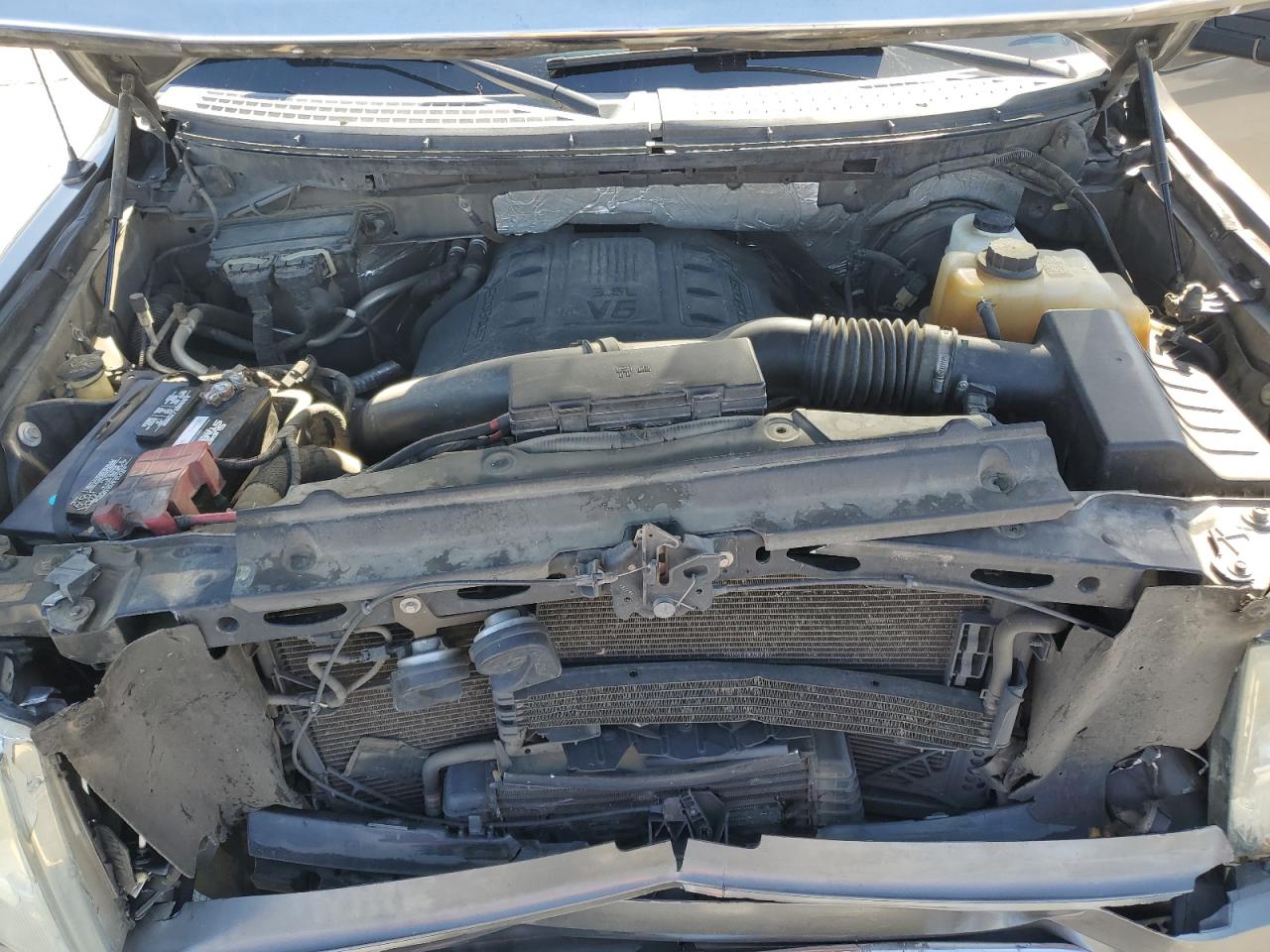 2011 Ford F-150 - Image 13