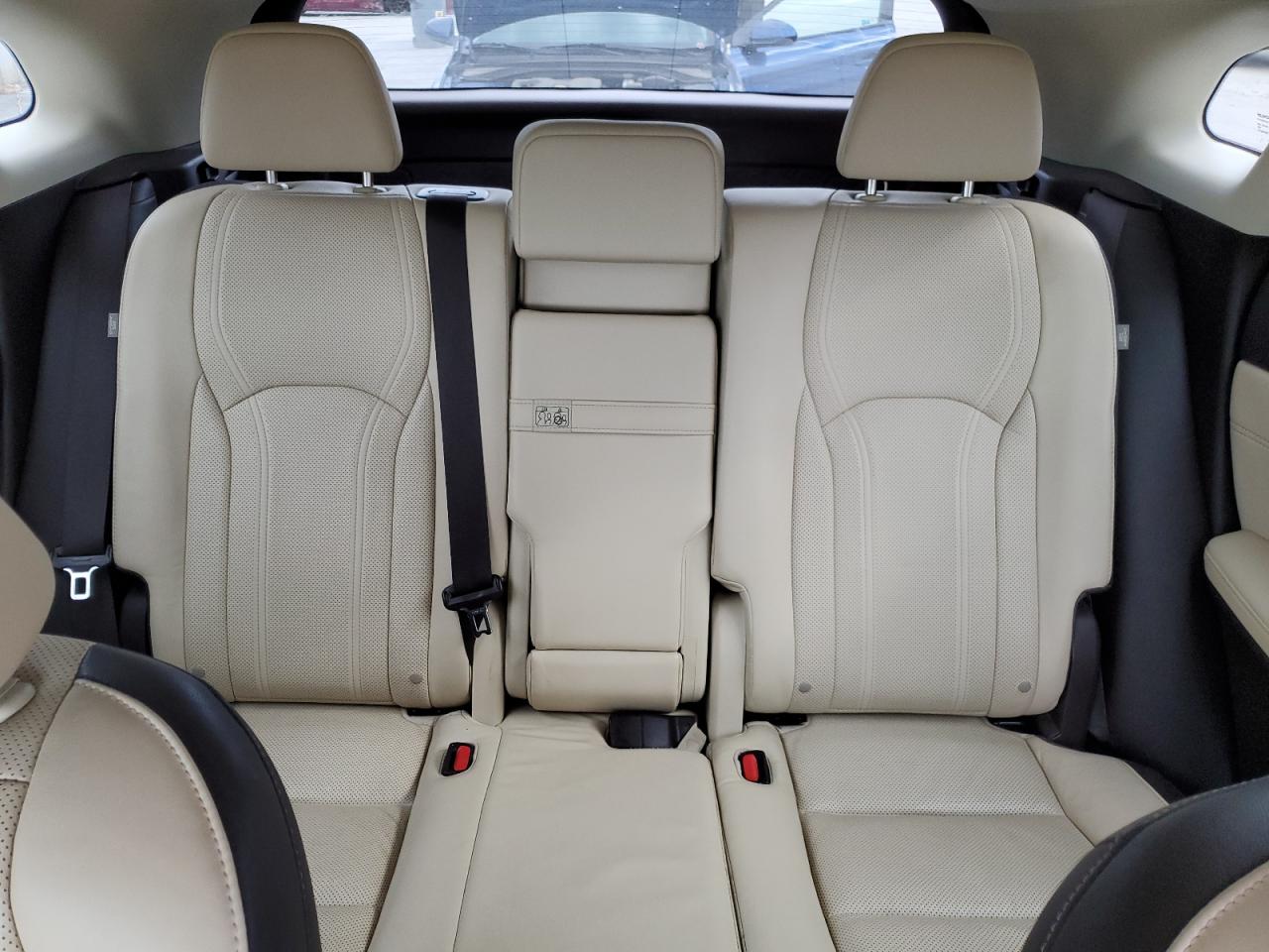 2019 Lexus RX - Image 10
