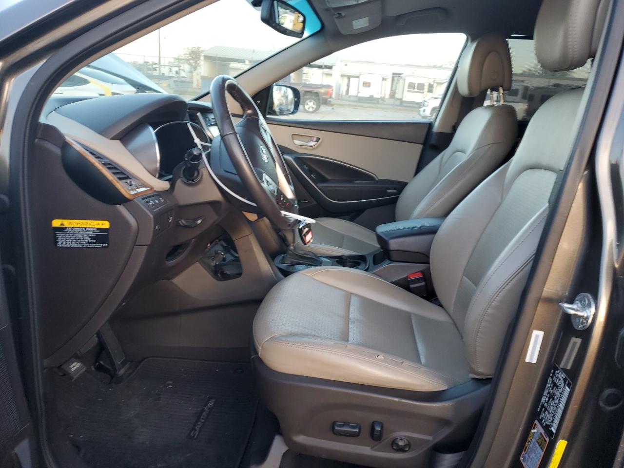 2014 Hyundai Santa Fe - Image 7