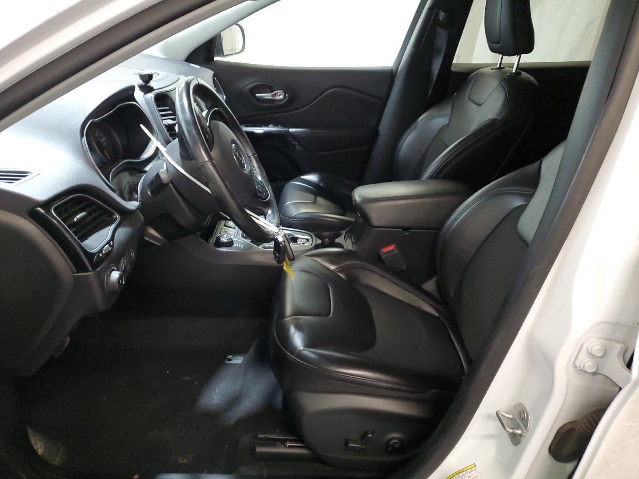 2019 Jeep Grand Cherokee - Image 7