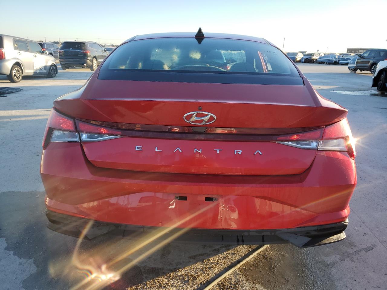 2021 Hyundai Elantra - Image 6