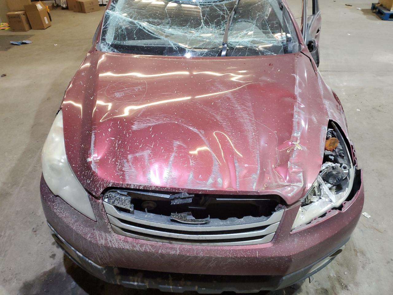2012 Subaru Outback - Image 12