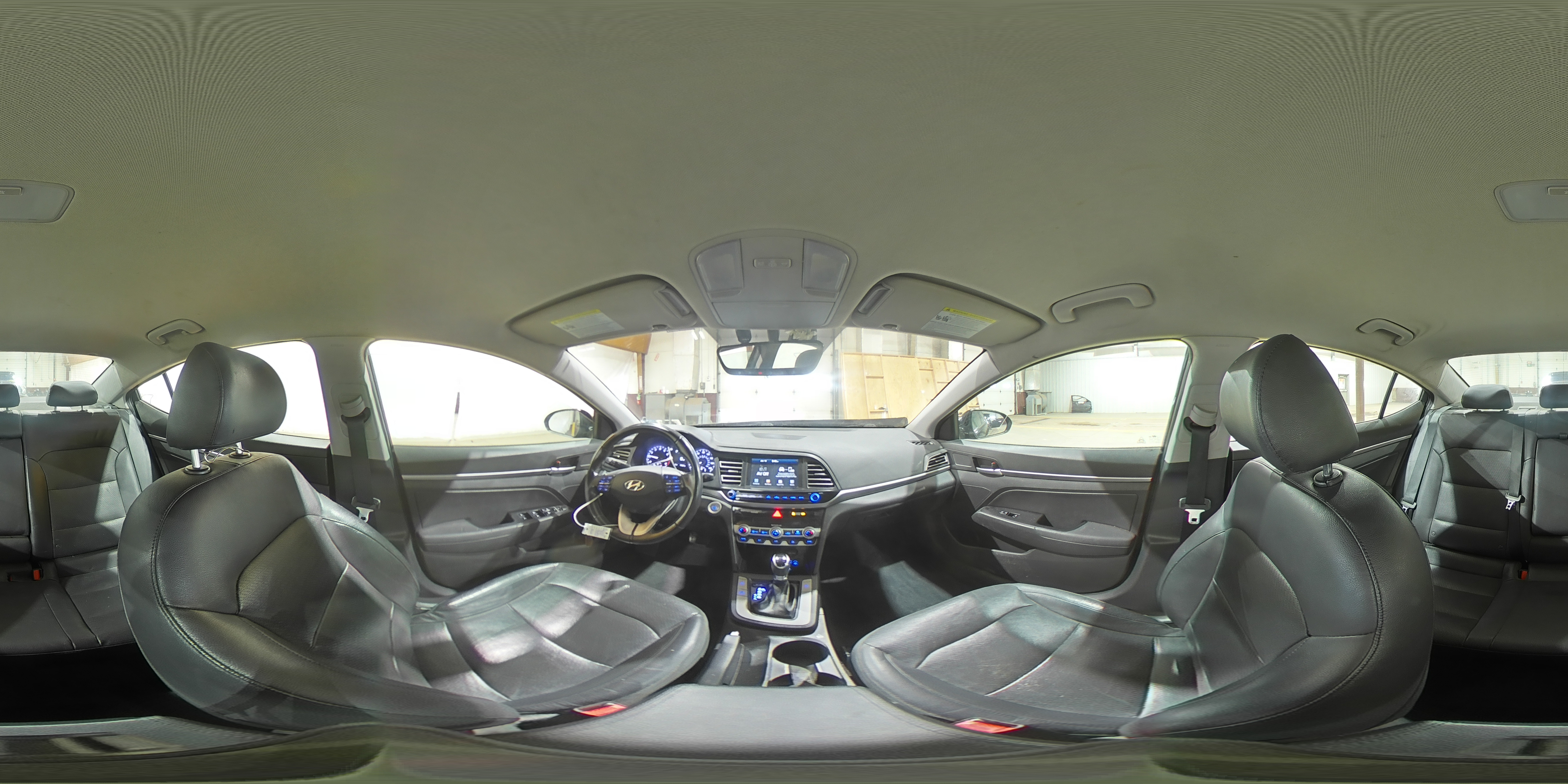 2020 Hyundai Elantra - Image 14