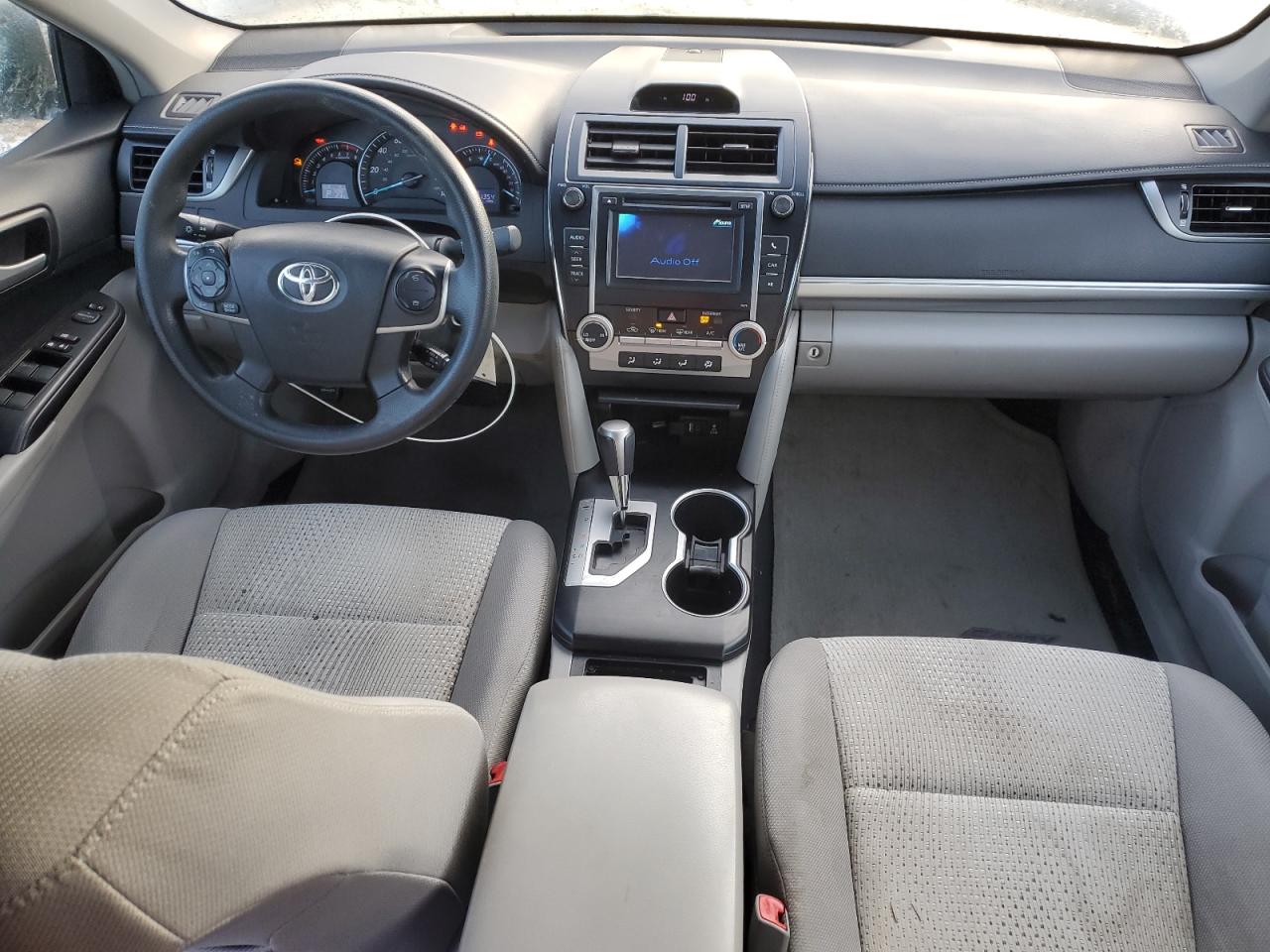 2013 Toyota Camry - Image 8